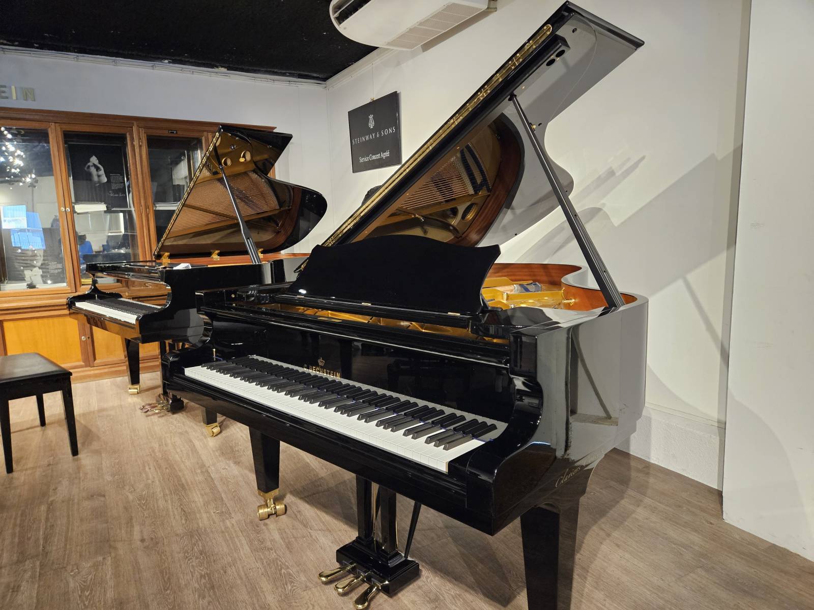 Vente de pianos droits ou de pianos à queue C. Bechstein Nîmes Gard