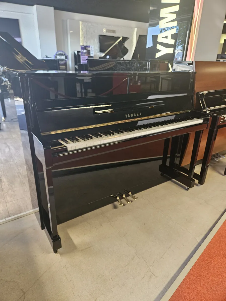 Achat piano numérique Casio ou Roland neuf ou d'occasion Strasbourg Bas-Rhin