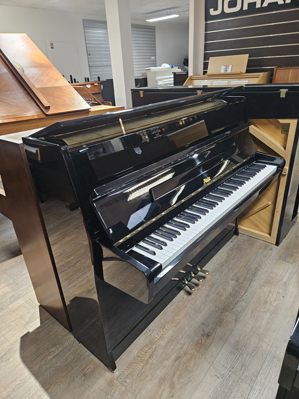 Piano droit d'étude Rösler 109 d'occasion noir laqué à Montpellier