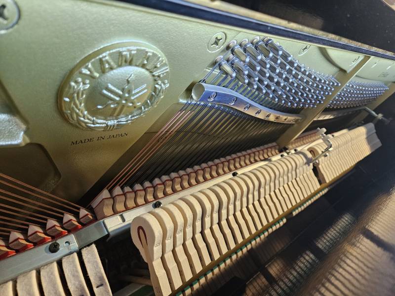 Mécanique du piano droit d'interprétation Yamaha modèle U1 silencieux d'occasion