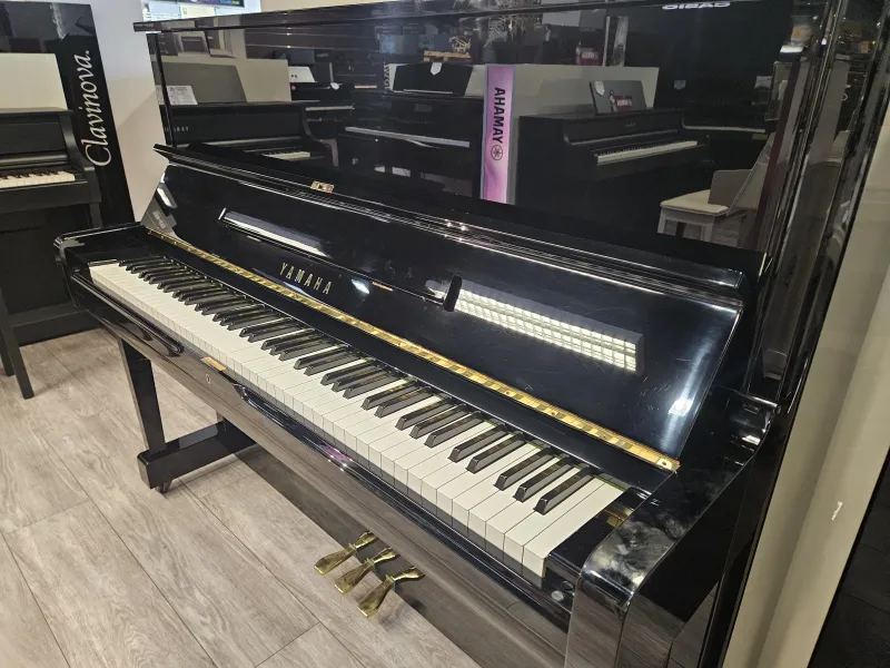 Piano droit d'expression Yamaha modèle U1 d'occasion