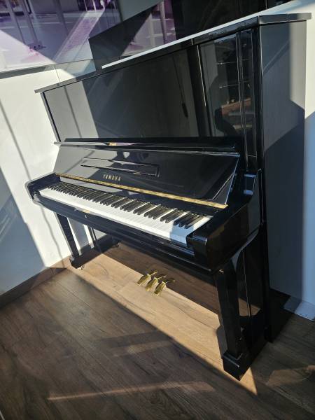 Piano droit Yamaha modèle U3 d'occasion