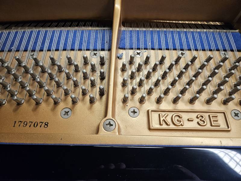Numéro de série du piano à queue Kawai KG3E