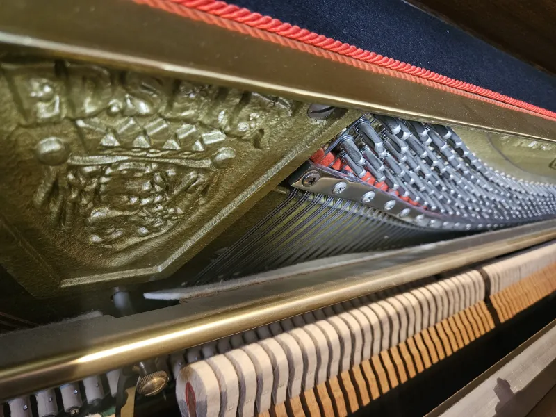 Mécanique du piano droit Seiler modèle 122 noyer d'occasion