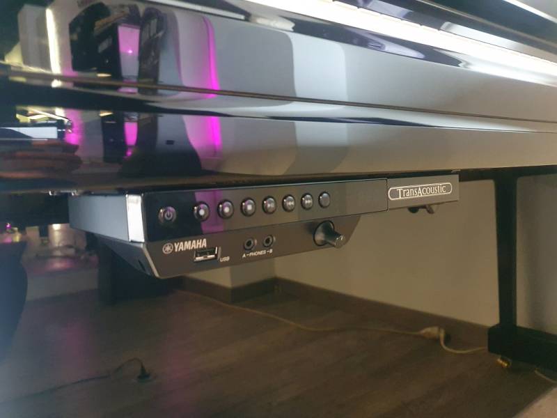 Système TransAcoustique du piano droit Yamaha modèle YUS 1 d’occasion