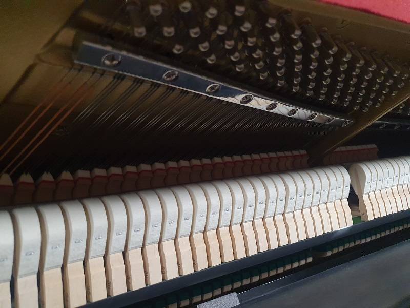 Mécanique du piano droit Yamaha modèle B2 équipé silencieux d’occasion