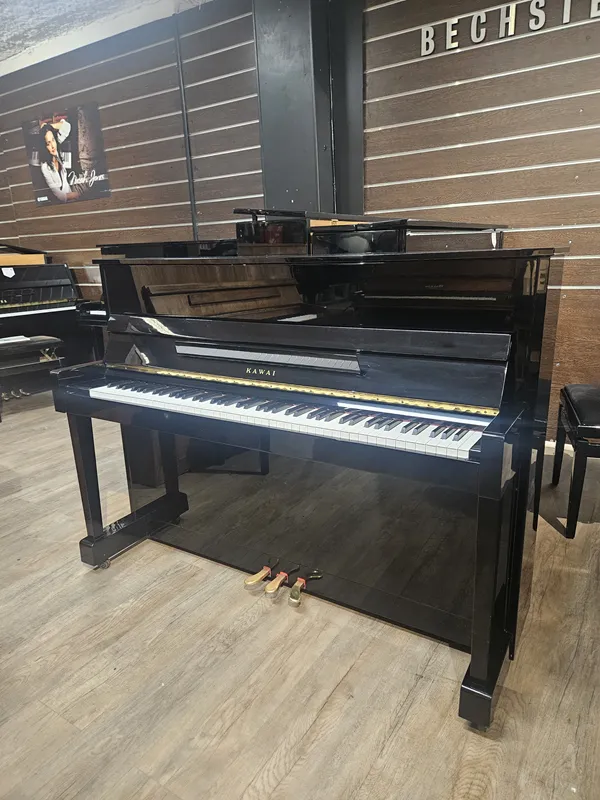 Piano droit d'occasion Kawai dans l'Hérault