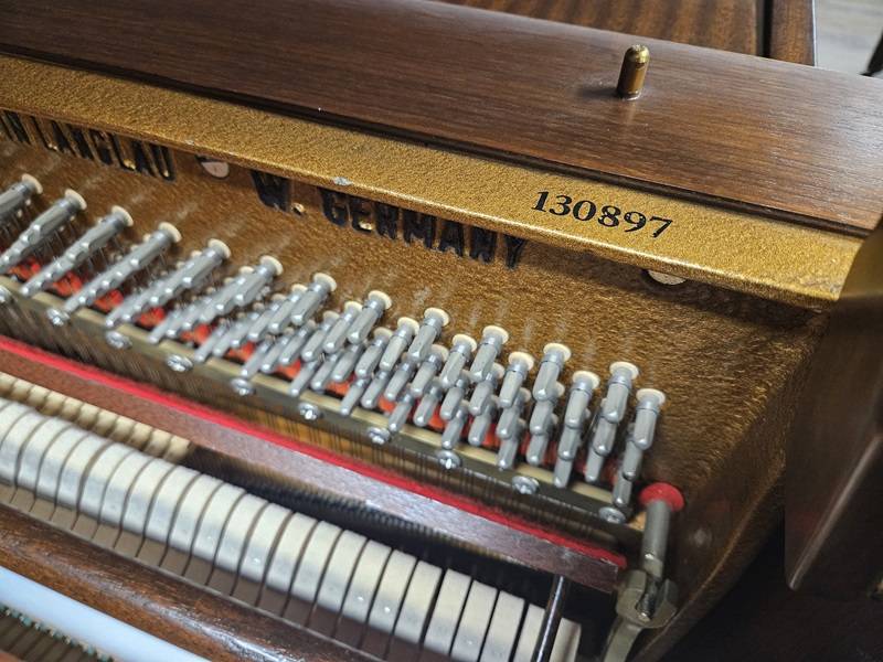 Numéro de série du piano droit W. Hoffmann modèle 118 d’occasion
