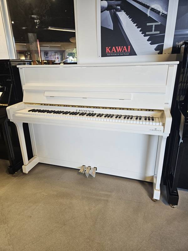 Piano droit C. Bechstein Modèle 118 blanc laqué