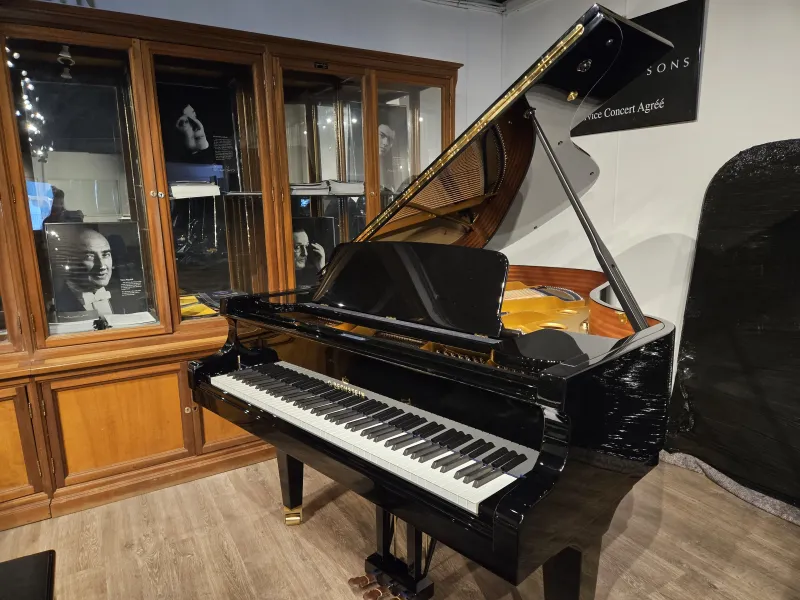 Piano à queue professionnel C. Bechstein modèle A190 neuf
