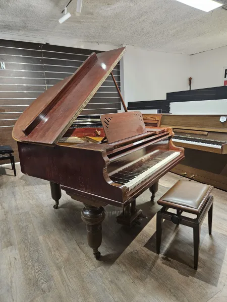 Piano à queue d'occasion Hofmann modèle 140 dans l'Hérault