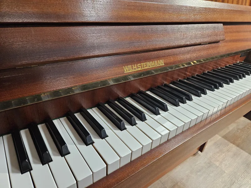 Piano droit d'étude Wilh. Steinmann modèle 109 d’occasion