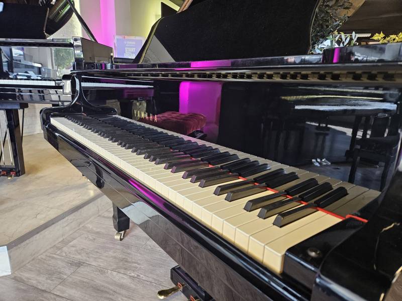 Piano à queue Yamaha modèle G3