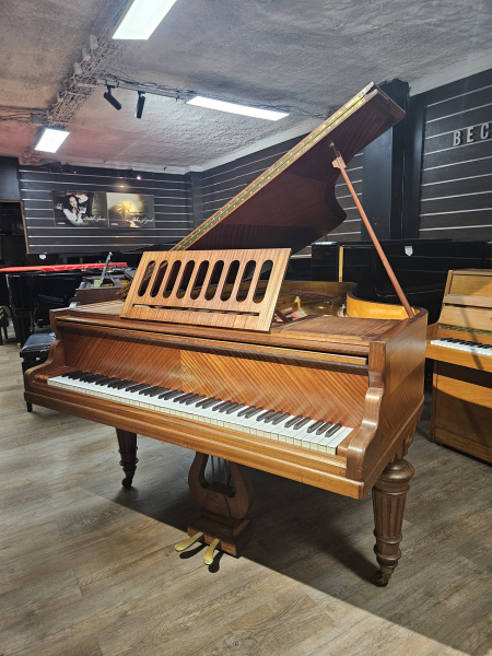 Piano à queue d'occasion Erard modèle 180 avec livraison partout en France