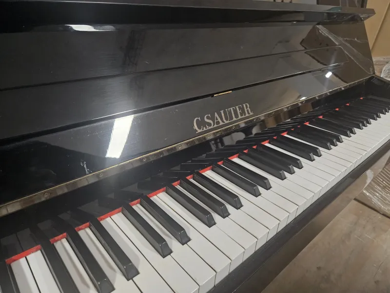 Piano droit d'occasion C. Sauter modèle 118 chez Pianorama