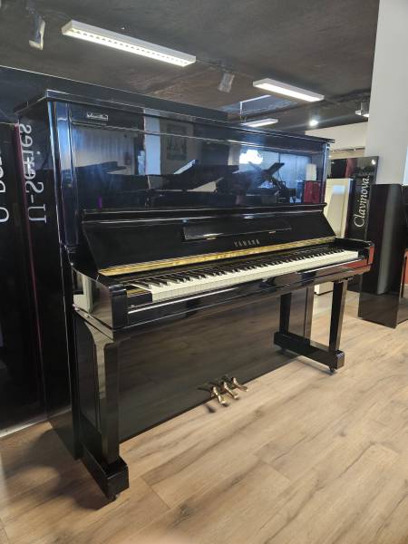 Piano droit Yamaha modèle U300 SX silencieux d'occasion à Montpellier