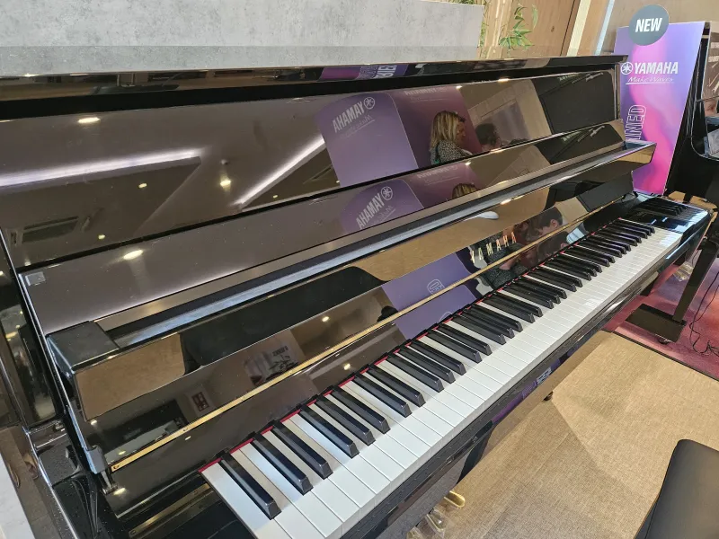 Piano droit Yamaha modèle B10 neuf à Montpellier
