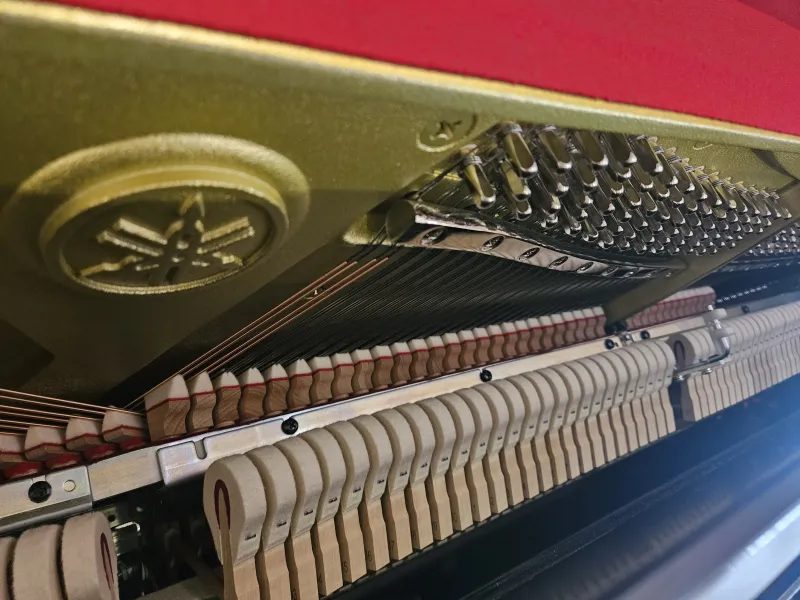 Piano droit Yamaha modèle B30 neuf - La nouveauté 2026 !