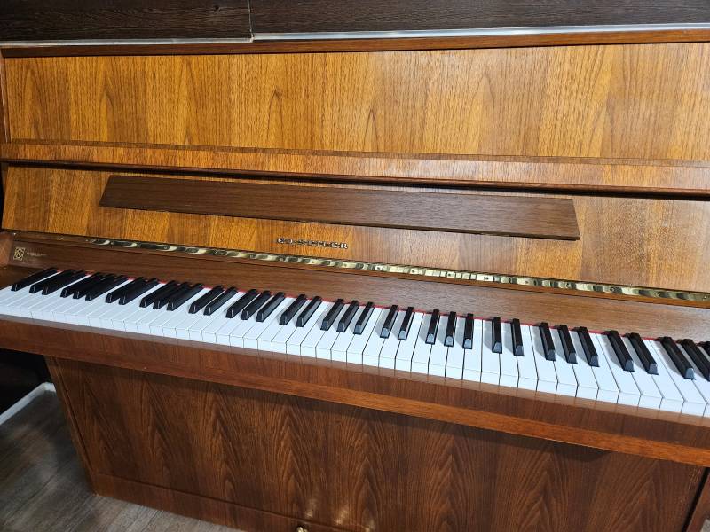 Piano droit Seiler modèle 118 d'occasion noyer mat