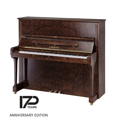 Piano droit C. Bechstein modèle Concert 6 finition noyer veiné ovale et laiton