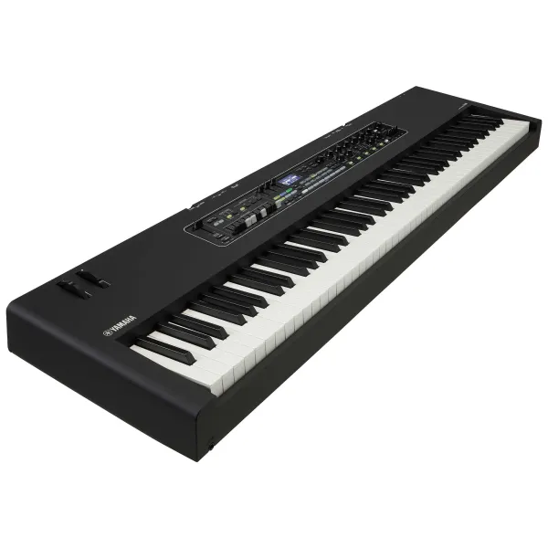 Piano de scène Yamaha modèle CK88 dans l'Hérault