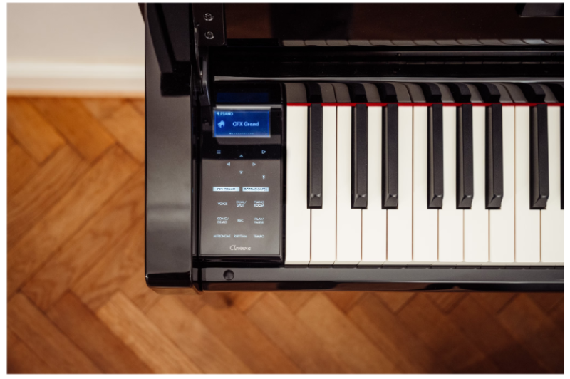 boitier interactif du piano numérique Yamaha modèle CLP 785