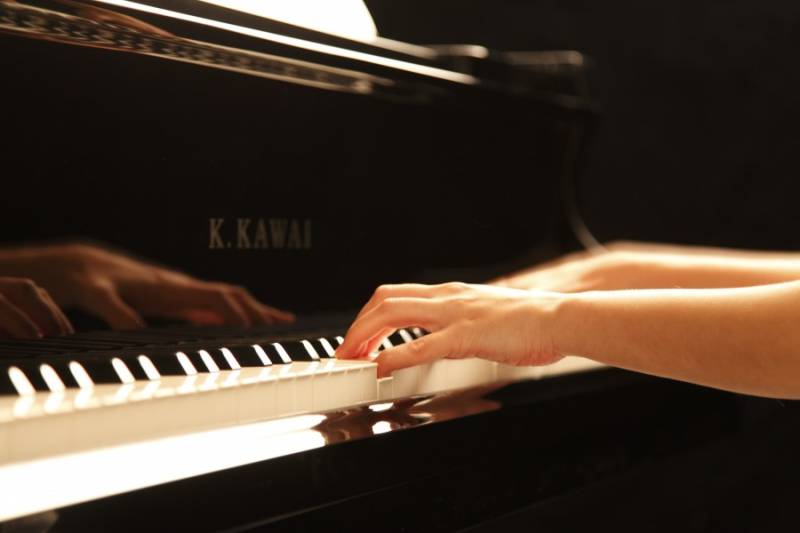 Achat d'un piano à queue Kawai modèle GX1 neuf avec possibilité de financement et livraison jusqu'à Perpignan depuis Montpellier