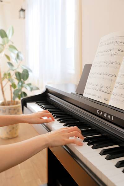 Piano numérique Kawai modèle KDP 120 à Montpellier