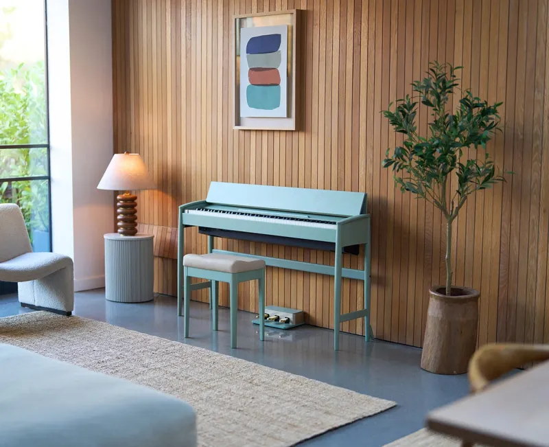 Piano numérique meublé Roland modèle Kiyola KF-20 à Montpellier