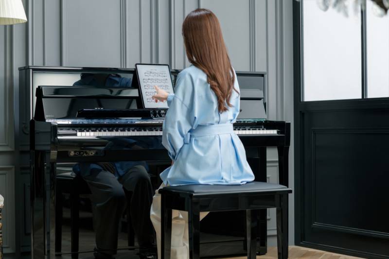 Piano numérique hybride Kawai modèle Novus NV6