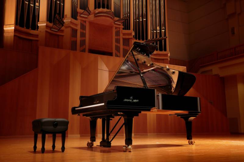 Piano à queue Shigeru Kawai modèle de concert SK-EX