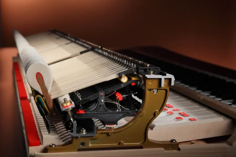 Mécanique du piano à queue de concert Shigeru Kawai modèle SK-EX